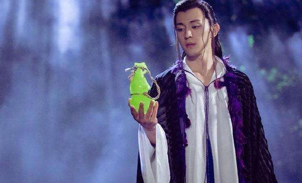 邓伦被骂上热搜,两年6部综艺吃相太难看?他这一做法太不明智了