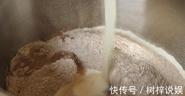 包子|11岁就开始蒸包子的我，从发面到调馅，详细讲解做法，一次就会！