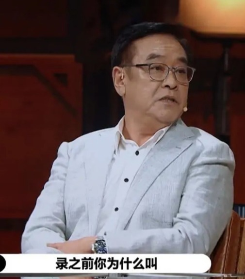 跟李成儒较劲,向尔冬升装委屈!不取关郭