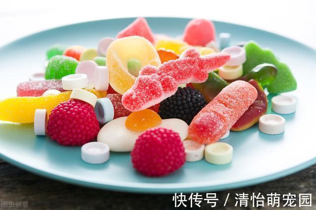 中老年人|中老年人应该管住嘴，5种食品劝你少吃，健康才会“拥抱”你