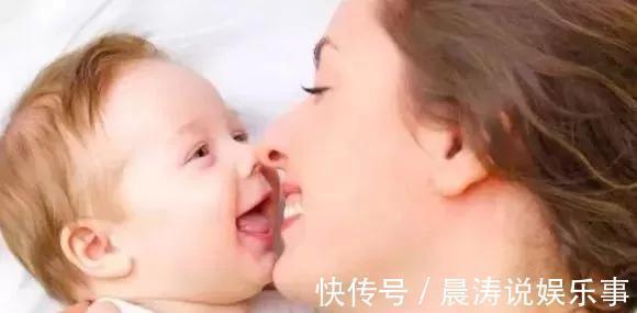 婴幼儿|宝宝过早吃成人饭，不是宝宝能干，是你把宝宝往死里坑