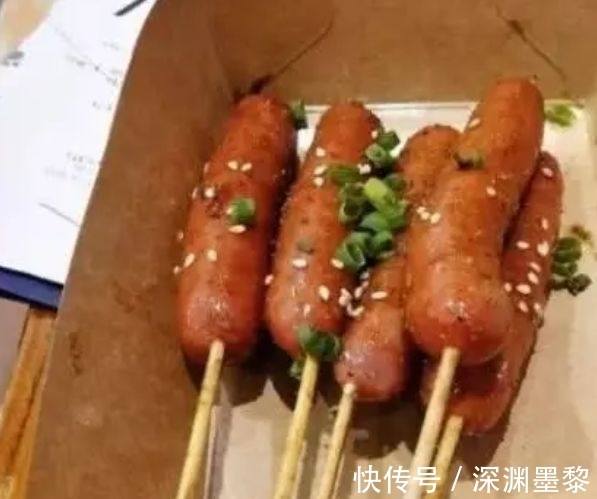 曼巴蛇|灵签占卜:4份烤肠,你想吃哪一份?测你后半生会不会衣食无忧!
