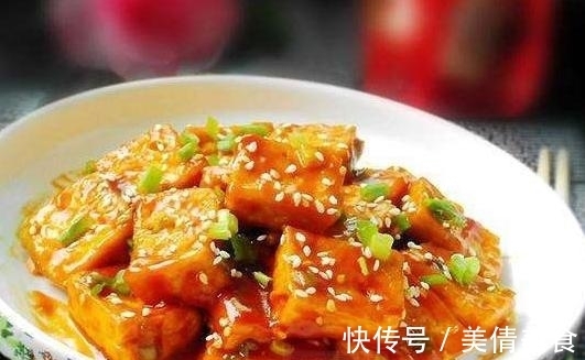 糖醋脆皮豆腐,在家自己就能做,酸甜爽口,家人孩子喜欢