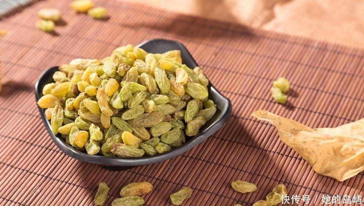 葡萄干和此物一起煮,每天吃兩口,氣血好了,肌膚更細(xì)膩