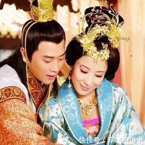 宫女|老宫女犯错,皇后处罚了她,皇上知道后说:“你已经被废了”!