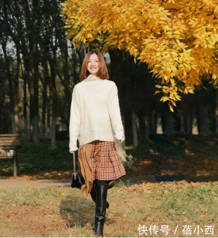 裙装|放弃烂大街的针织衫+牛仔裤吧,今年尝试裙装搭配,体面还优雅