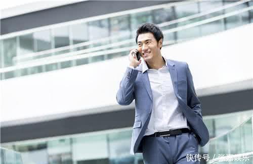 男性到了50岁,早上睡醒后还有这五个表现,说明你身体杠杠地