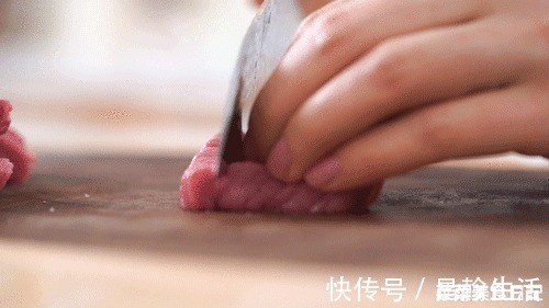 2周狂卖700万份！在家用平底锅就能做，哪还用去排队！
