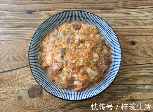 马蹄笋|想吃水晶虾饺不用买了,在家就可以做,特别简单,面皮劲道透亮