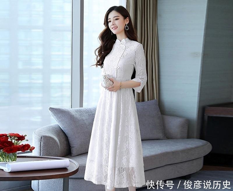 收腰的版型|女神们都钟爱的蕾丝连衣裙,性感妩媚,妖娆动人