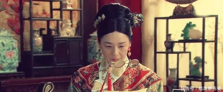 慈禧喜欢读小说,《红楼梦》是她的最爱