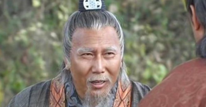 下地干活|李善长已经告老还乡，77岁还下地干活，朱元璋为何下令满门抄斩？