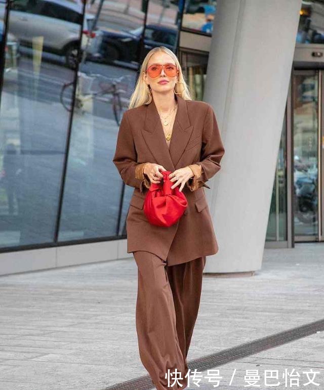 咖啡色为黄皮“量身定制”,时尚又高级,显白效果太明显