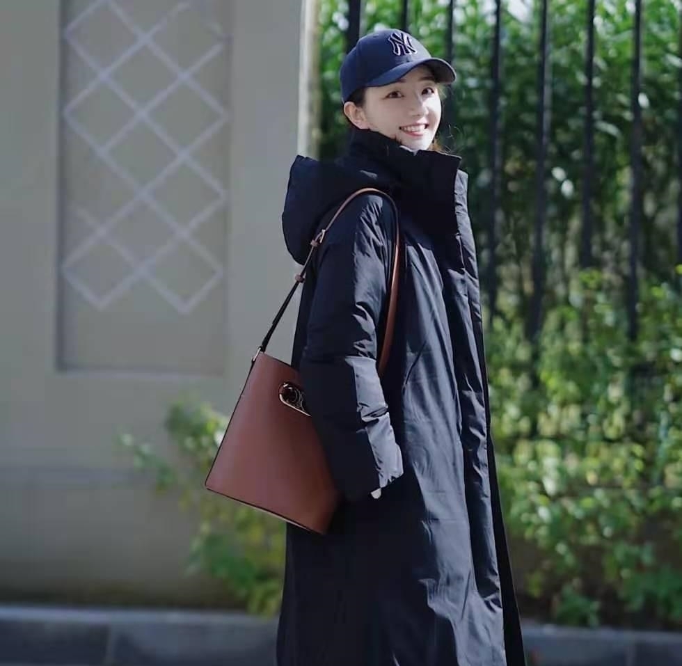 紧身裤 为什么你穿羽绒服就“又肿又丑”?原因都总结在这了,建议改掉!