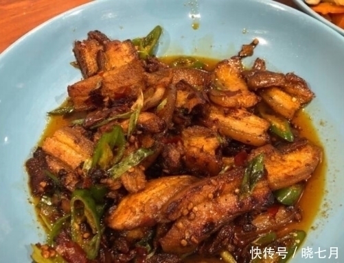 馆子|去饭店点菜时，牢记“4点1不点”，服务员：这人真会吃