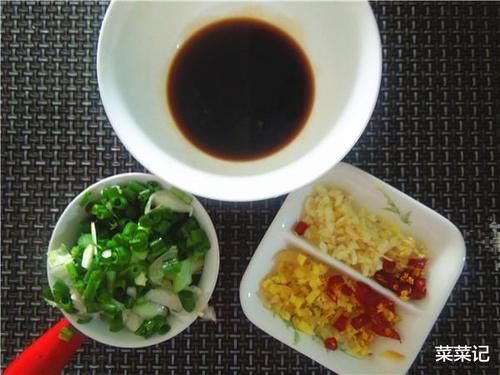  是同类的海鲜，比虾还鲜，10分钟上桌，马上春节啦