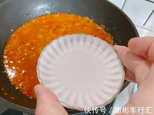 辣椒|自制蒜蓉辣椒酱，掌握3点，不长白花耐保存，蒜香浓郁拌啥都香