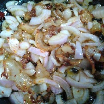 鲜美|#不容错过的鲜美滋味#洋葱炒肉
