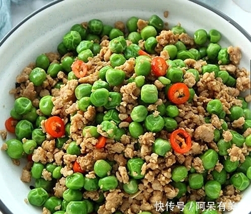 刚端上桌的饭菜，馋得家人抢着吃，被一扫而光！常吃抗菌身体壮！