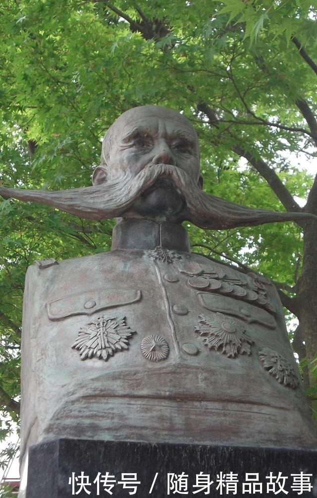 样子|70厘米长,日本人为啥要把胡子弄成这个样子