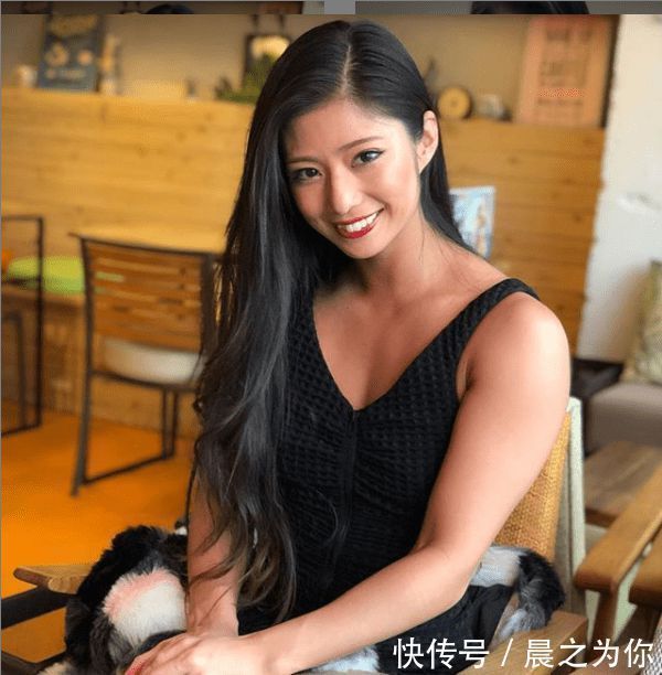 体态|日本普拉提教练，体态优雅韵味十足，坐拥百万粉丝