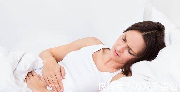 常喝|女人常喝银耳汤有好处,喝银耳汤的最佳时间是早上,还是晚上?