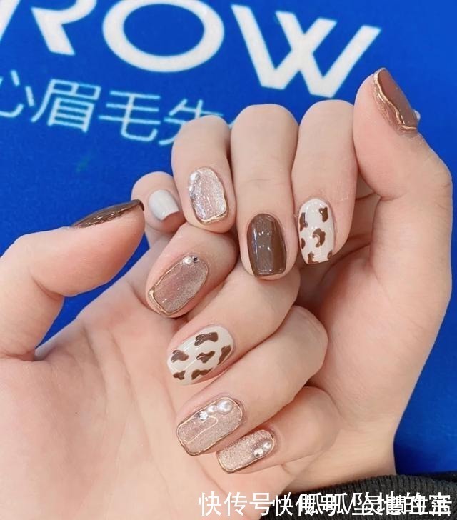 晕染|显手白的美甲分享!莫兰迪色高级,拼接美甲大方,玫瑰金色显白