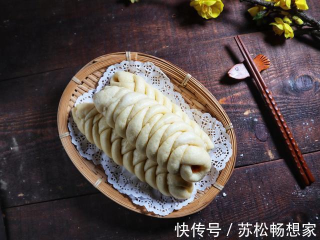 馒头变个花样,全家都爱吃,包一根火腿肠,步骤简单,好看又好吃