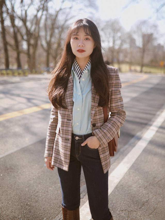 有气质|果然,西服外套还是配“牛仔裤”才洋气,显高显瘦,关键还耐看