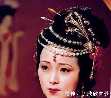 怪癖|宝玉的这一个怪癖,让他撞破了贾珍与秦可卿的丑事!