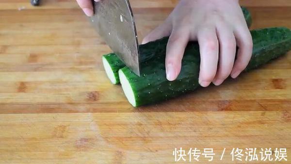 黄瓜鸡蛋饼|黄瓜最近火了,打入2个鸡蛋,不炒不凉拌,比吃肉还过瘾