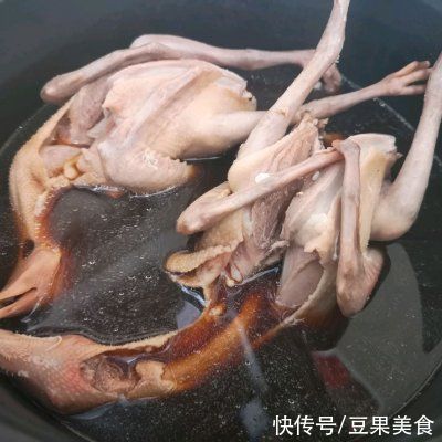 卤乳鸽|好吃的#饕餮美味视觉盛宴#卤乳鸽，你在哪里呀