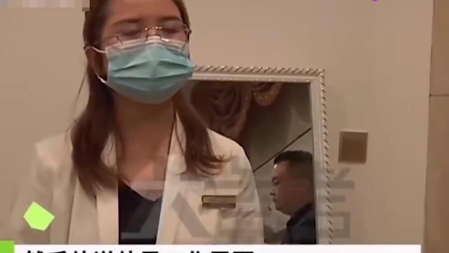 丰胸手术 男子去做面部整形结果最终成了丰胸手术:因为好奇糊里糊涂就做了