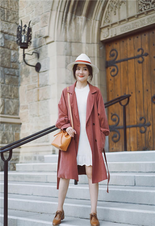 小个子穿风衣的“选款妙计”，这4点才是关键，学会轻松显瘦增高