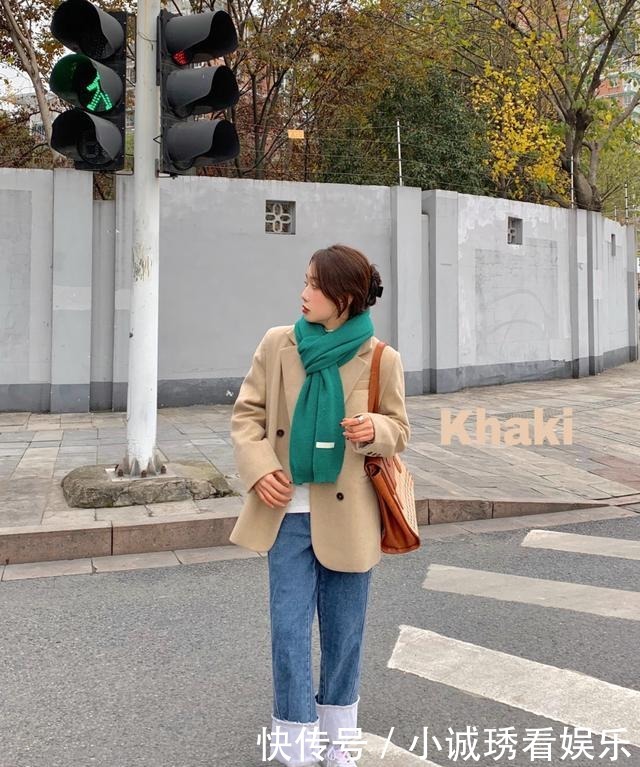 沉闷|拒绝沉闷老气,冬天的衣服就是要五颜六色,照着穿减龄显气质