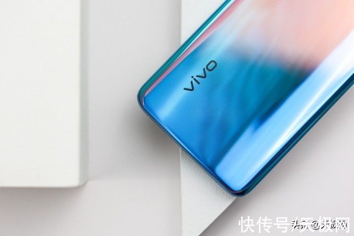 超长|vivo Y55s体验：6000mAh的超长续航，能量直接拉满