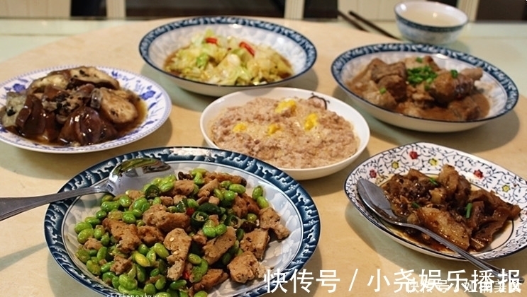 美味|爸爸下厨做的晚餐,普通食材美味下饭,比在饭店吃还解馋