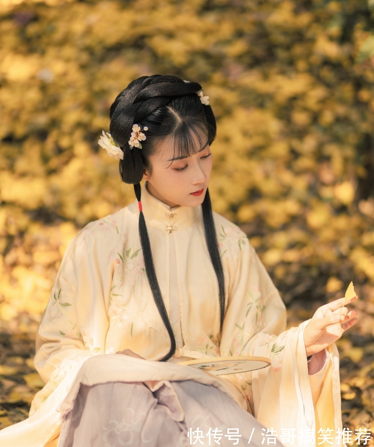 空云$吟怀·七言格律:清香阵阵邀骚客,翠影层层笑醉翁