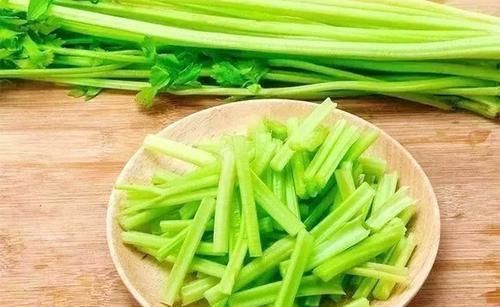 血管|50岁后多吃3种“溶栓剂”，血管不堵了，身体清爽了，健康更长寿