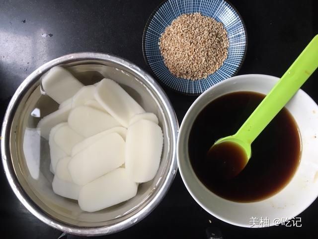 火遍韩国大街小巷的美食，香甜软糯，大人小孩都喜欢吃