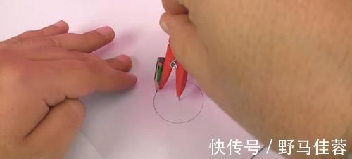 旧的木夹子别扔了, 改造一下, 秒变简易圆规, 方法简单实用又省钱