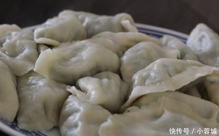 猪油|做饺子馅万万不能加食用油,换成一勺“它”,一咬一口汁,口感好