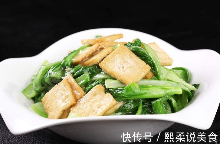 入秋后，家家户户都必不可少的菜，却还有另外一番做法，可真香