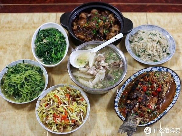 家常菜 篇三：00后小朋友做的一桌晚餐，在朋友圈火了，网友：这手艺没谁了