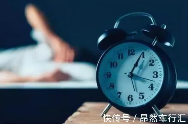 神经系统|失眠是因为缺少维生素?建议经常失眠的人,适当补充这3种维生素