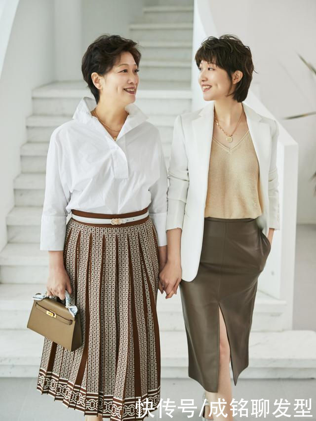 女人过了60岁别总穿裤子，试试洋气百搭的裙子，减龄舒服又时髦
