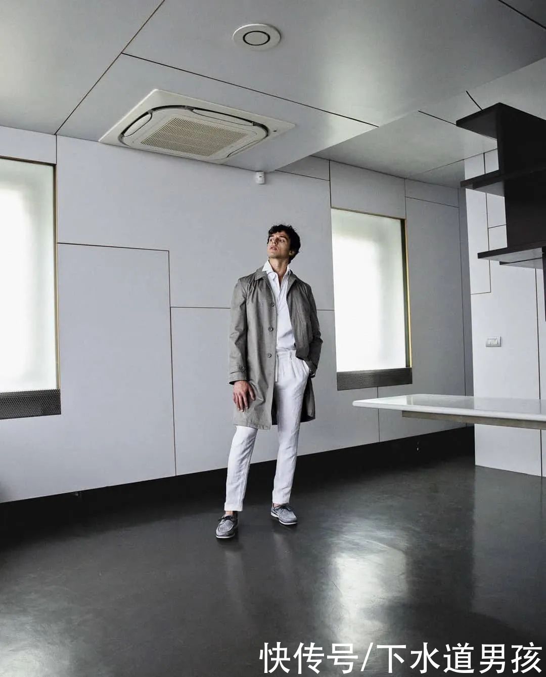 系列|意大利男模圈的黑马，一个季度拍了十几个时装品牌的广告大片