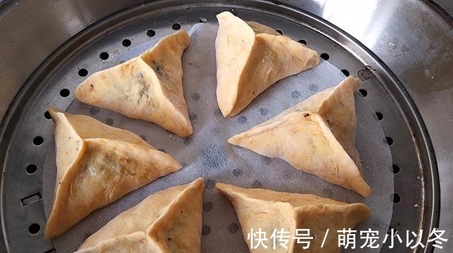 三角包|长假后，我迷上了吃它，每天都要蒸一锅，满满都是馅，好吃防贫血