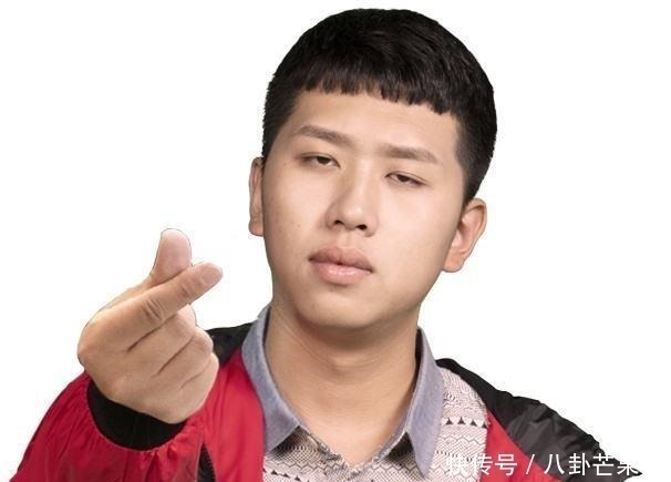 表情包 当初因一句“真香”而走红的王境泽,变形成功后,6年后成这样了