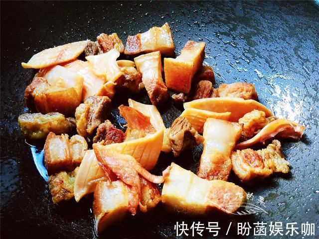 进补|冬天进补,牛羊肉都不如它,条件允许多给孩子做,鲜香下饭特滋补